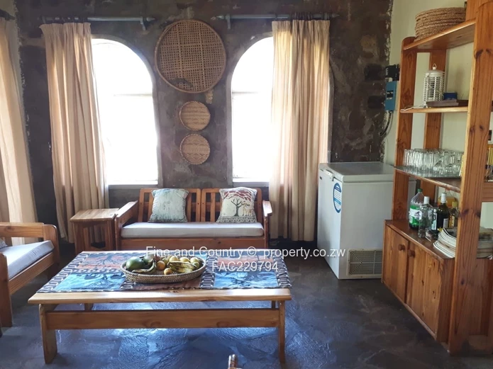 Contemporary unit in Wildlife Complex  (Sole Mandate)