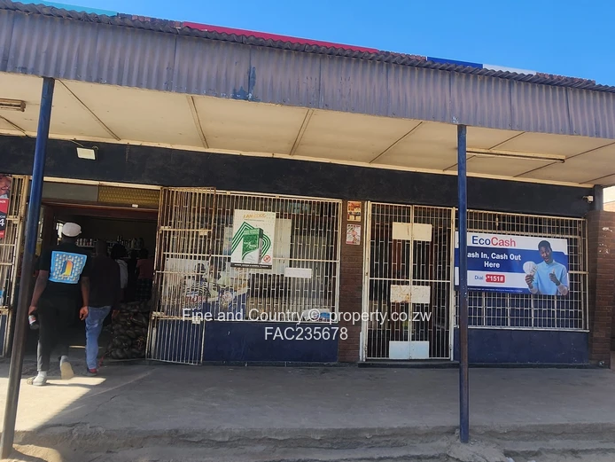 Prime Luveve Main-Road Shop — 264m², Storeroom & WC