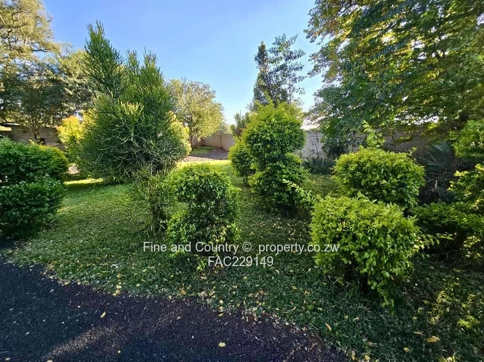 Charming 4BR/4BA Norwood Home with Borehole & Garden