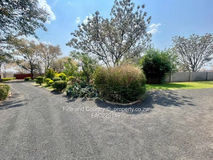 Charming 4BR/4BA Norwood Home with Borehole & Garden