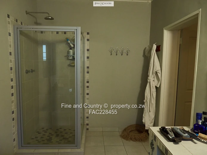 Sprawling 6-Bed Burnside Home in Bulawayo East with Pool & Gardens