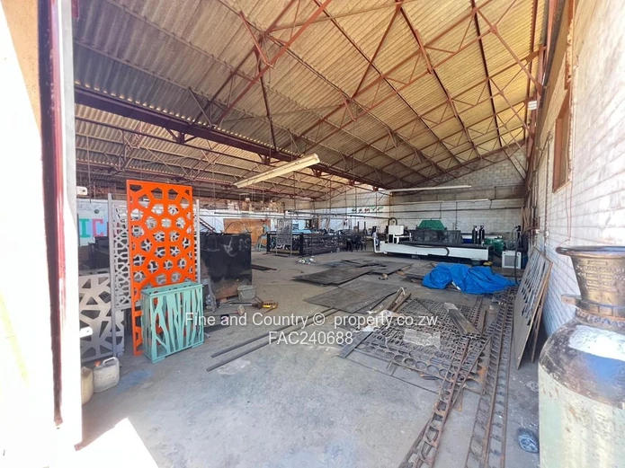 Warehouse For Sale – Main Road Frontage