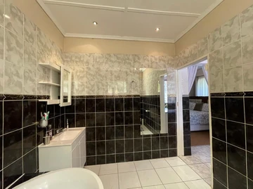 3 Bedroom Townhouse Complex