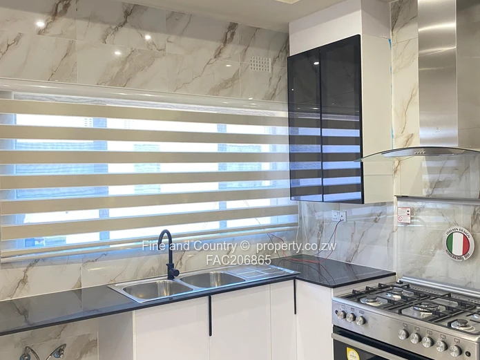 New 4-Bed Townhouse Complex in Buena Vista — Pool & Borehole